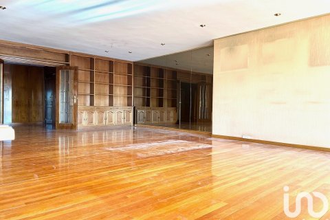 5 bedrooms apartment for sale in Barcelona, Catalonia, Spain № 5074 - photo 7