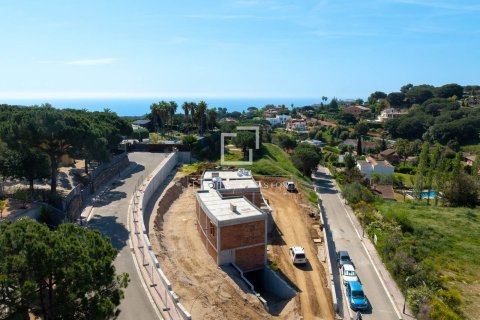 7 bedrooms villa for sale in Sant Andreu de Llavaneres, Barcelona, Catalonia, Spain № 4225 - photo 22