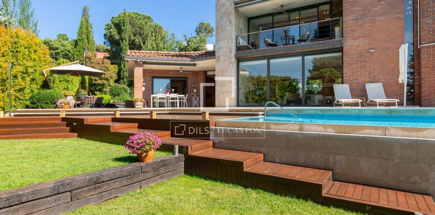 5 chambres villa à vendre à Bellaterra, Barcelona, Catalonia, Spain № 4265