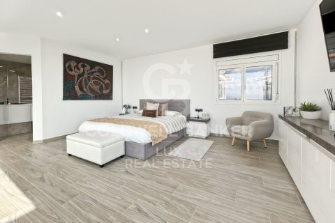 4 bedrooms house for sale in Palau-saverdera, Girona, Catalonia, Spain № 5376 - photo 10