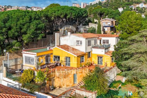 6 bedrooms house for sale in Barcelona, Catalonia, Spain № 5371