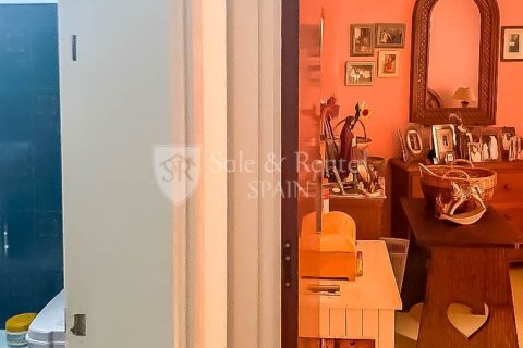 3 bedrooms commercial property for sale in Tossa de Mar, Girona, Catalonia, Spain № 6722 - photo 12
