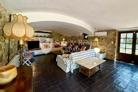 7 bedrooms house for sale in Llagostera, Girona, Catalonia, Spain № 6720 - photo 6