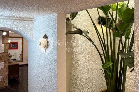 7 bedrooms house for sale in Llagostera, Girona, Catalonia, Spain № 6720 - photo 24