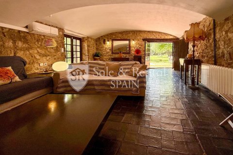 7 bedrooms house for sale in Llagostera, Girona, Catalonia, Spain № 6720 - photo 11