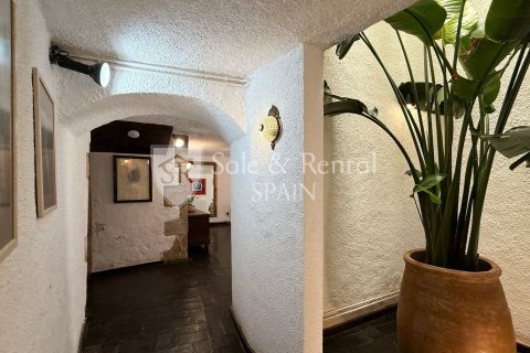 7 bedrooms house for sale in Llagostera, Girona, Catalonia, Spain № 6720 - photo 5