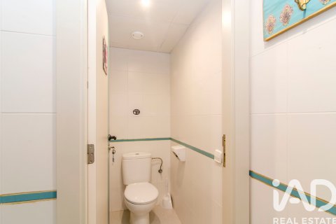 153 sq.m. commercial property for sale in Sitges, Barcelona, Catalonia, Spain № 7543 - photo 29
