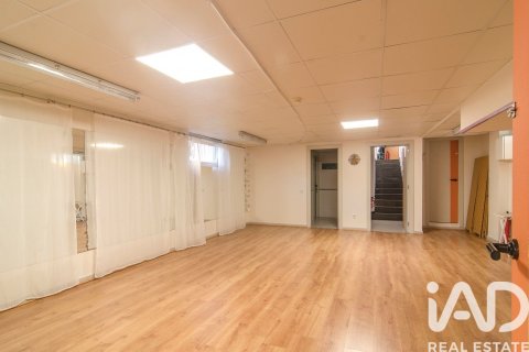 153 sq.m. commercial property for sale in Sitges, Barcelona, Catalonia, Spain № 7543 - photo 20