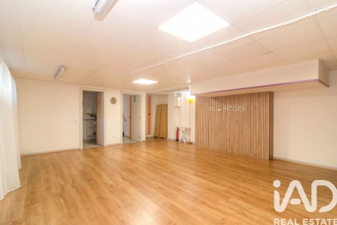 153 sq.m. commercial property for sale in Sitges, Barcelona, Catalonia, Spain № 7543 - photo 25