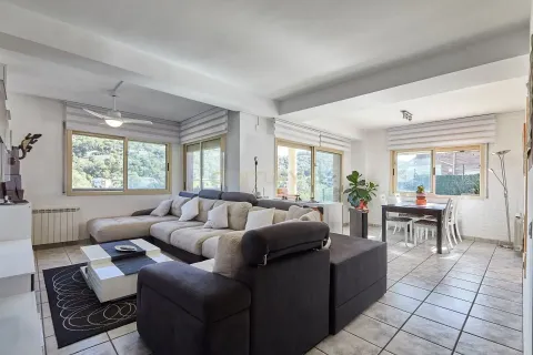 4 bedrooms house for sale in Torrelles de Llobregat, Barcelona, Catalonia, Spain № 6954 - photo 7