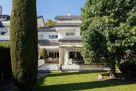 6 chambres house à vendre à Barcelona, Catalonia, Spain № 6950 - photo 6