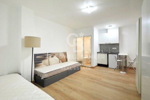 500 sq.m. commercial property for sale in Barcelona, Catalonia, Spain № 5516 - photo 3