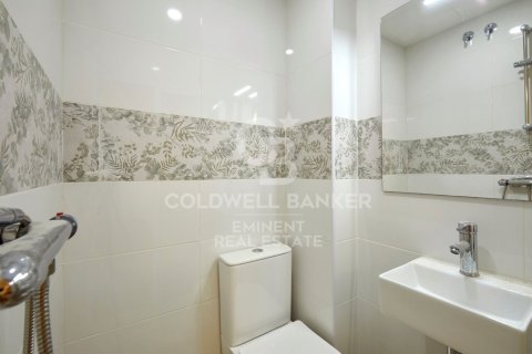 500 sq.m. commercial property for sale in Barcelona, Catalonia, Spain № 5516 - photo 11