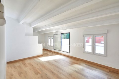 500 sq.m. commercial property for sale in Barcelona, Catalonia, Spain № 5516 - photo 1