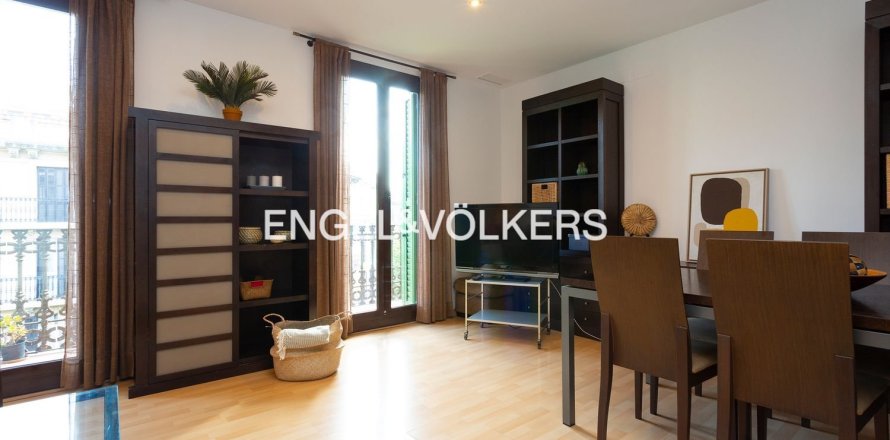 Квартира с 3 спальнями в Эшампле, Барселона, Каталония, Испания № 2604