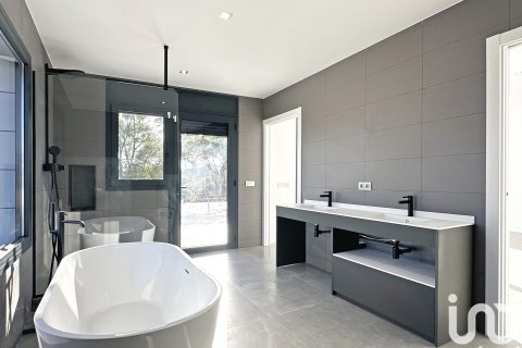 Купить дом в Сан-Эстеве-Сесровирес, Испания с 5 спален, 1546м², № 7575 - фото 11