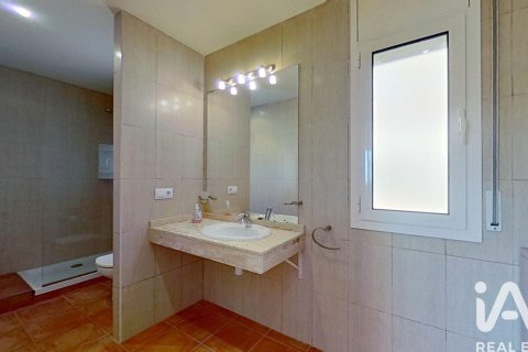 4 bedrooms house for rent in Roda de Berà, Tarragona, Catalonia, Spain № 7577 - photo 16