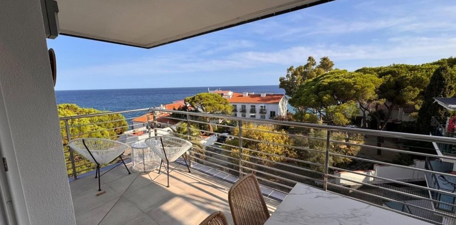 2 bedrooms apartment for sale in Platja D'aro, Girona, Catalonia, Spain № 6334