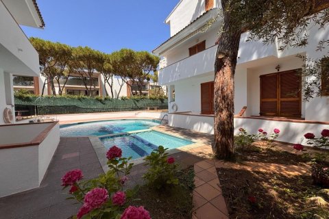 Купить квартиру в Пладжа-де-Аро, Испания с 4 комнаты, 74м², № 6336 - фото 10