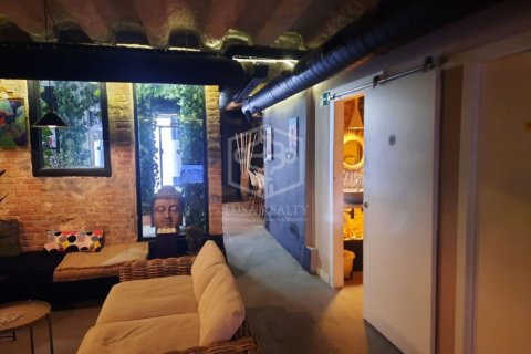 98 m² commercial property à vendre à Barcelona, Catalonia, Spain № 3082 - photo 4