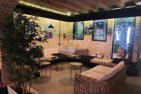 98 m² commercial property à vendre à Barcelona, Catalonia, Spain № 3082 - photo 2