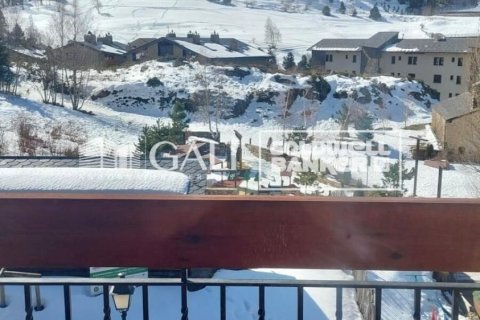 4 bedrooms penthouse for rent in Principado De Andorra (Ninguna Poblacion Tiene C.P.), Lleida, Catalonia, Spain № 5278 - photo 27