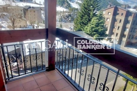 4 bedrooms penthouse for rent in Principado De Andorra (Ninguna Poblacion Tiene C.P.), Lleida, Catalonia, Spain № 5278 - photo 6