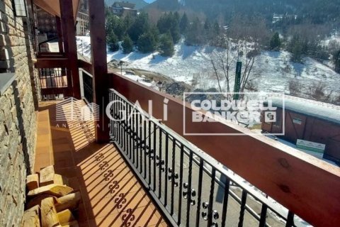 4 bedrooms penthouse for rent in Principado De Andorra (Ninguna Poblacion Tiene C.P.), Lleida, Catalonia, Spain № 5278 - photo 15