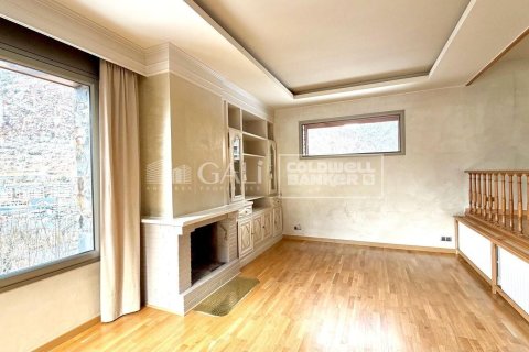 6 chambres villa à louer à Principado De Andorra (Ninguna Poblacion Tiene C.P.), Lleida, Catalonia, Spain № 5274 - photo 4