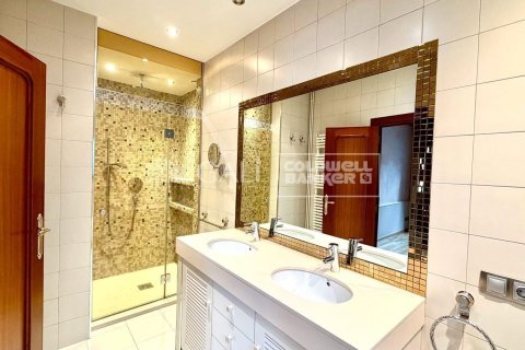 6 chambres villa à louer à Principado De Andorra (Ninguna Poblacion Tiene C.P.), Lleida, Catalonia, Spain № 5274 - photo 17