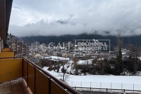 3 chambres apartment à louer à Principado De Andorra (Ninguna Poblacion Tiene C.P.), Lleida, Catalonia, Spain № 5277