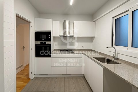 2 bedrooms apartment for sale in Barcelona, Catalonia, Spain № 5279 - photo 4