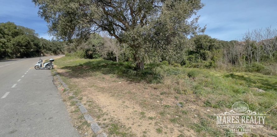 Земельный участок 1551м² в Льорет-де-Мар, Герона, Каталония, Испания № 989