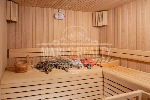 Купить виллу в Льорет-де-Мар, Испания с 6 спален, 500м², № 988 - фото 9