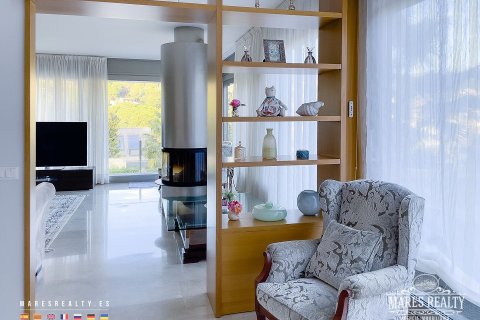 Купить виллу в Бланес, Испания с 4 спальни, 350м², № 983 - фото 8