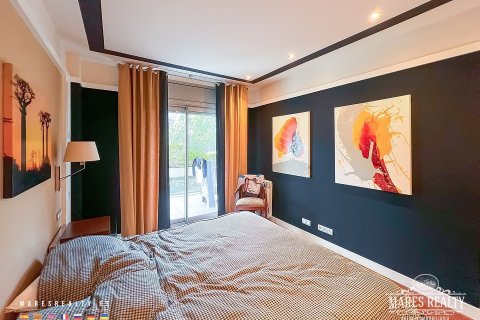 Купить квартиру в Барселона, Испания с 3 спальни, 181м², № 984 - фото 16