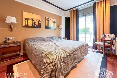 Купить квартиру в Барселона, Испания с 3 спальни, 181м², № 984 - фото 15