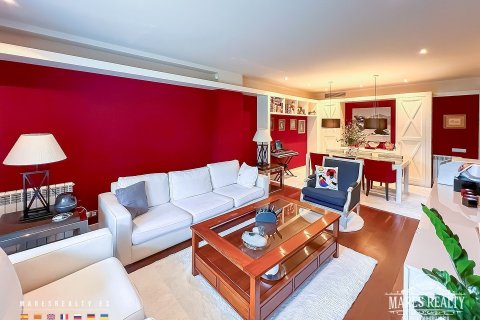 Купить квартиру в Барселона, Испания с 3 спальни, 181м², № 984 - фото 9