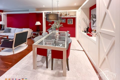 Купить квартиру в Барселона, Испания с 3 спальни, 181м², № 984 - фото 6