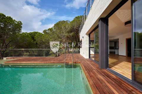 4 bedrooms house for sale in Lloret de Mar, Girona, Catalonia, Spain № 6747 - photo 26