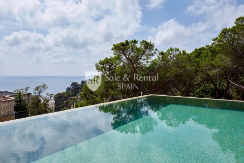 4 bedrooms house for sale in Lloret de Mar, Girona, Catalonia, Spain № 6747 - photo 22