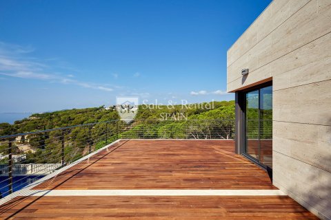 4 bedrooms house for sale in Lloret de Mar, Girona, Catalonia, Spain № 6747 - photo 8