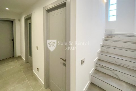 4 bedrooms house for sale in Lloret de Mar, Girona, Catalonia, Spain № 6749 - photo 18