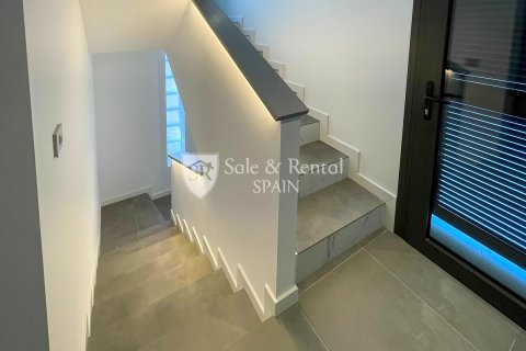 4 bedrooms house for sale in Lloret de Mar, Girona, Catalonia, Spain № 6749 - photo 16