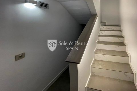 4 bedrooms house for sale in Lloret de Mar, Girona, Catalonia, Spain № 6749 - photo 13