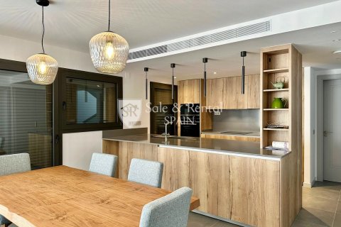 4 bedrooms house for sale in Lloret de Mar, Girona, Catalonia, Spain № 6749 - photo 4