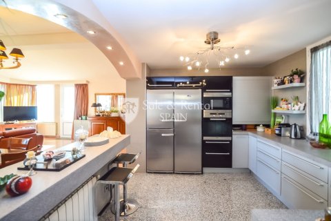 5 bedrooms house for sale in Lloret de Mar, Girona, Catalonia, Spain № 6751 - photo 15