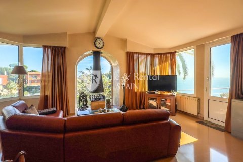 5 bedrooms house for sale in Lloret de Mar, Girona, Catalonia, Spain № 6751 - photo 6
