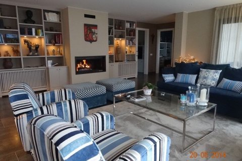 Купить виллу в Льорет-де-Мар, Испания 450м², № 904 - фото 6