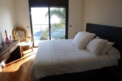 Купить виллу в Бланес, Испания с 4 спальни, 360м², № 905 - фото 7